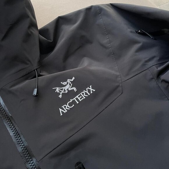 Men's Black Jacket - Picture 3 of 3